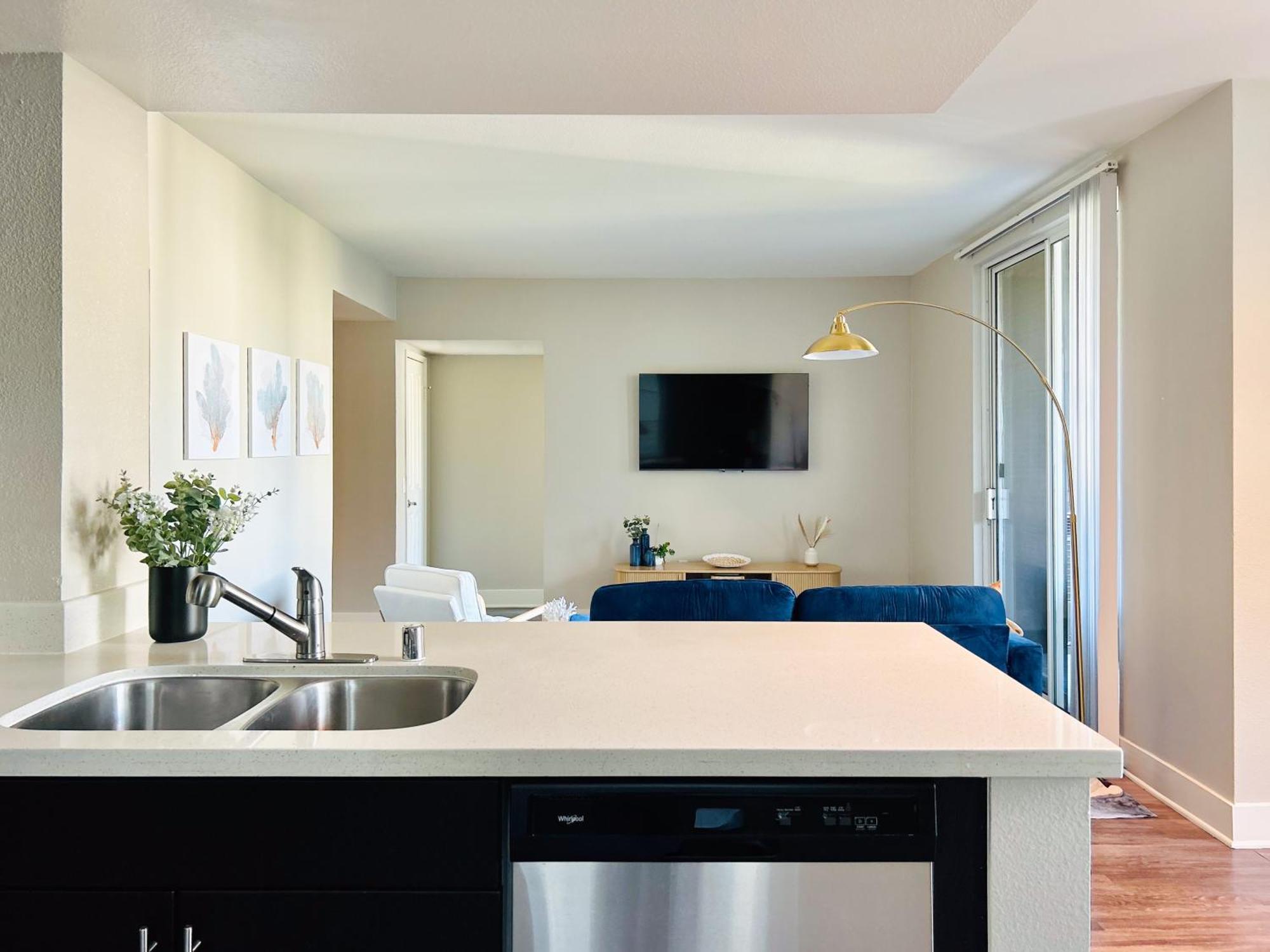 לוס אנג'לס 2Bd 2Ba Santa Monica Apartment With Relaxing Pool View מראה חיצוני תמונה