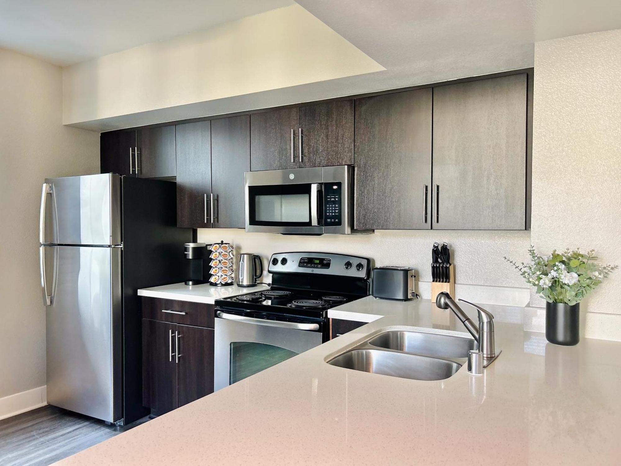 לוס אנג'לס 2Bd 2Ba Santa Monica Apartment With Relaxing Pool View מראה חיצוני תמונה