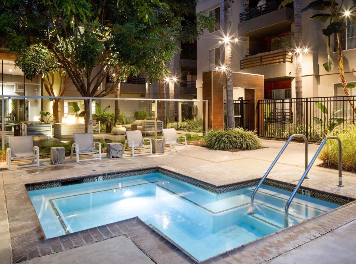 לוס אנג'לס 2Bd 2Ba Santa Monica Apartment With Relaxing Pool View מראה חיצוני תמונה